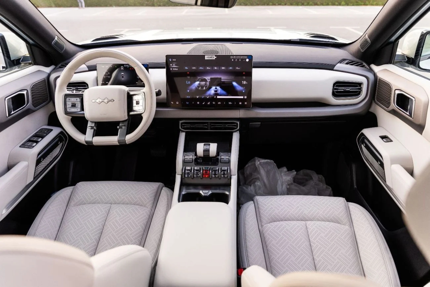 بي واي دي BYD ليوبارد 3 2025.. سيارة المستقبل تخطف الأنظار بي واي دي BYD ليوبارد 3 2025 5