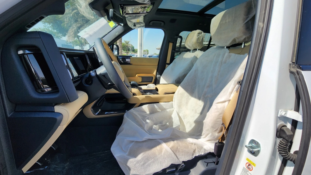 بي واي دي BYD ليوبارد 5 2025.. أداء كهربائي فاخر قادم من المستقبل بي واي دي BYD ليوبارد 5 2025 19