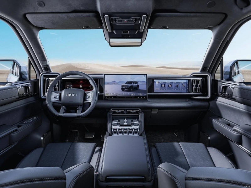 بي واي دي BYD ليوبارد 5 2025.. أداء كهربائي فاخر قادم من المستقبل بي واي دي BYD ليوبارد 5 2025 23