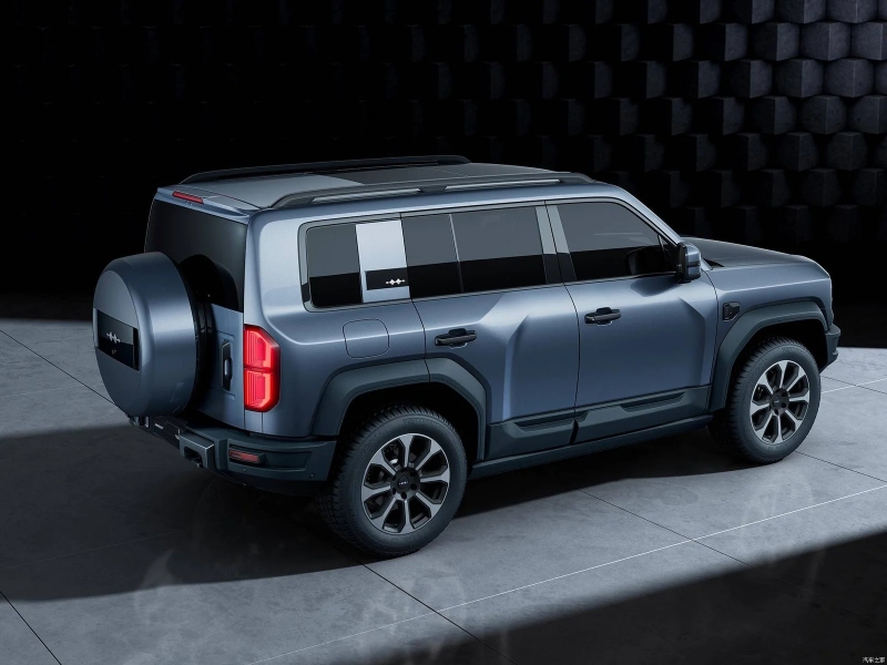 بي واي دي BYD ليوبارد 5 2025.. أداء كهربائي فاخر قادم من المستقبل بي واي دي BYD ليوبارد 5 2025 6