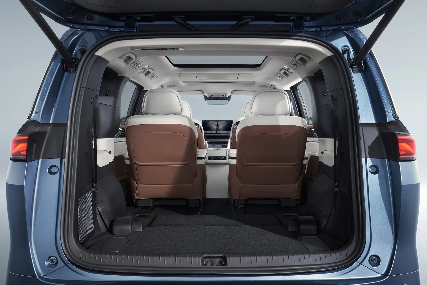 صور بي واي دي XIA 2025.. أداء اقتصادي وتصميم عصري صور بي واي دي XIA 2025 18