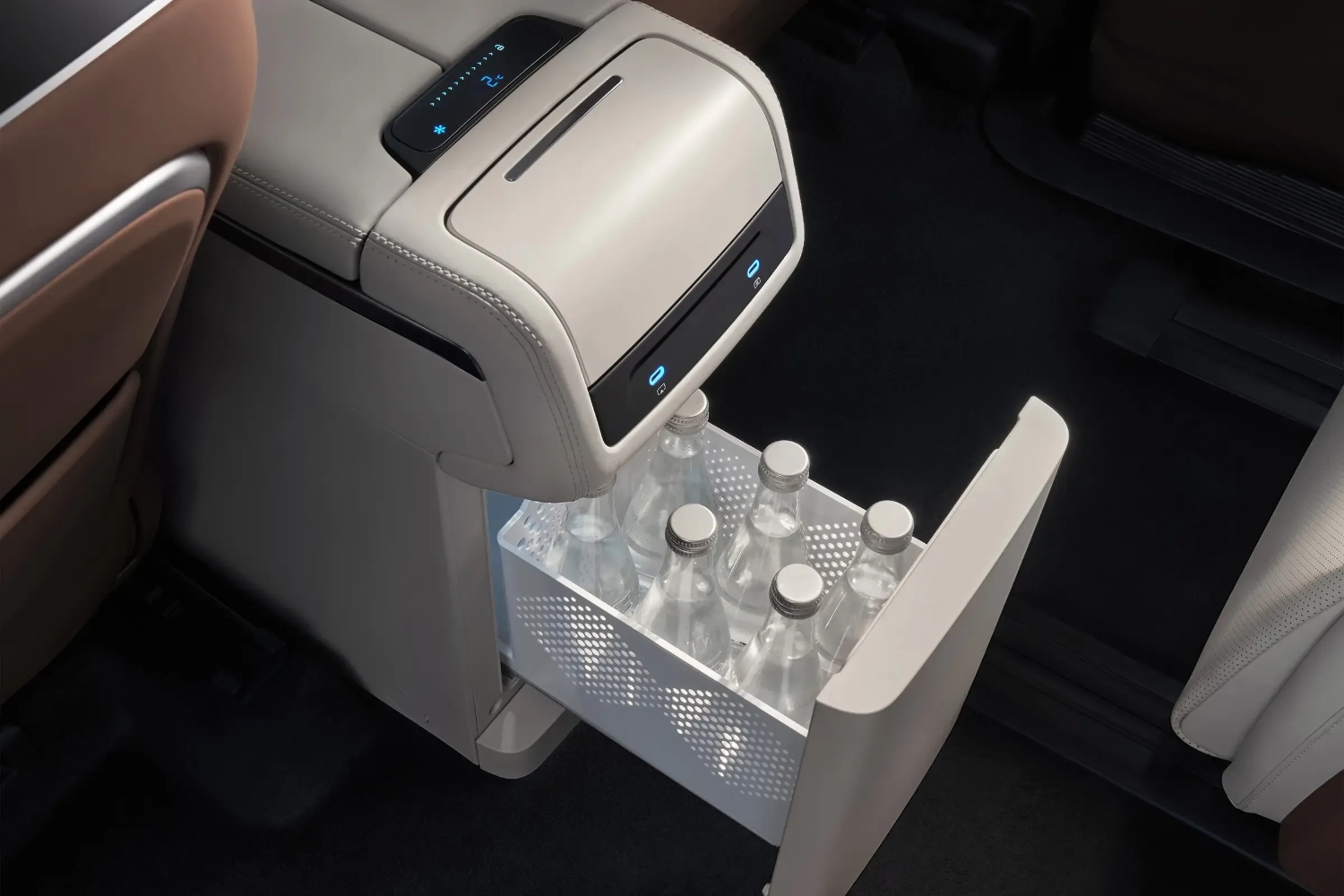 صور بي واي دي XIA 2025.. أداء اقتصادي وتصميم عصري صور بي واي دي XIA 2025 22