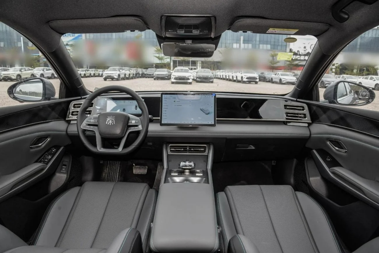 صور بي واي دي تشين ال 2025..جمال هادئ يخبئ طاقة جامحة صور بي واي دي تشين ال 2025 23