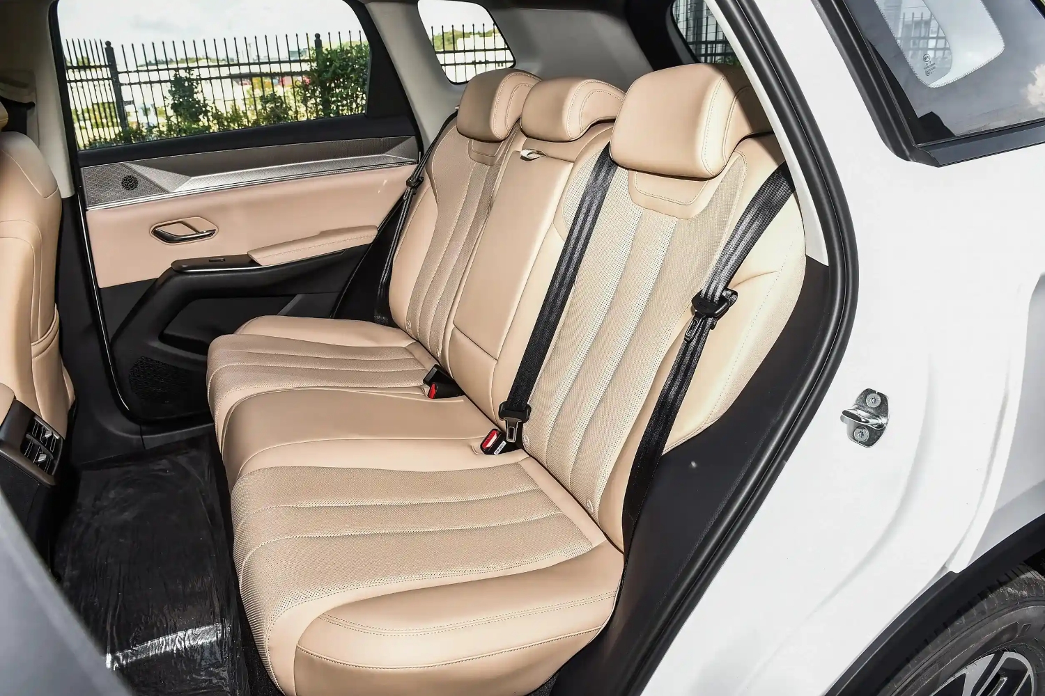 شاهد صور بي واي دي سونج برو 2025 الجديدة بتصميمها العصري صور بي واي دي سونج برو 2025 27