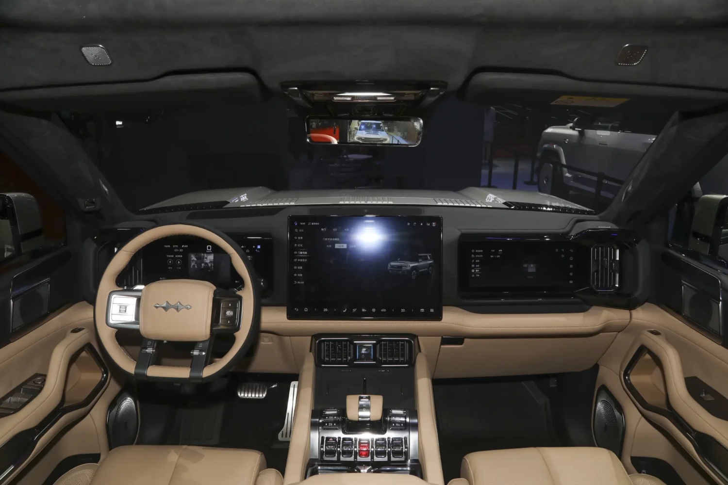 صور بي واي دي ليوبارد 8 2025.. SUV المستقبل بتصميم وأداء مذهلين صور بي واي دي ليوبارد 8 2025 11