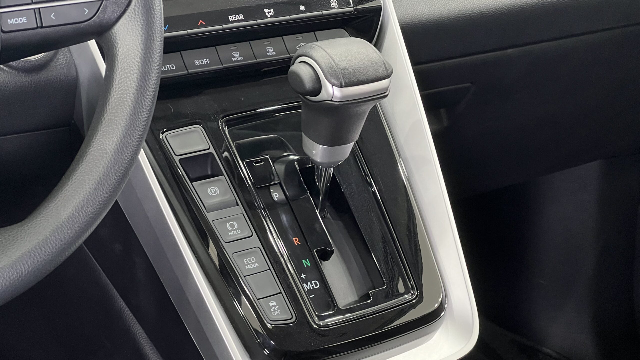 تويوتا انوفا 2026 26