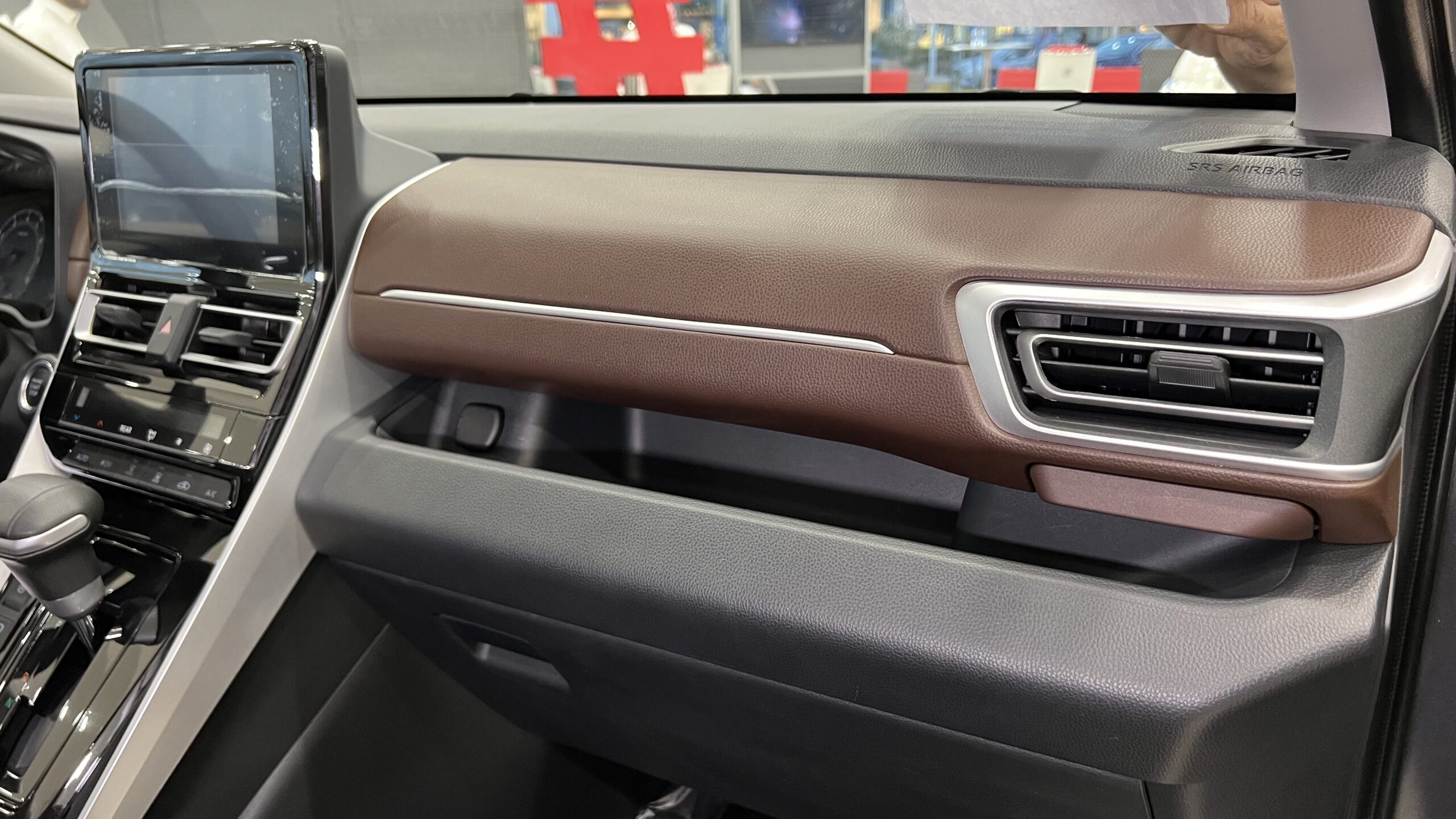 تويوتا انوفا 2026 38