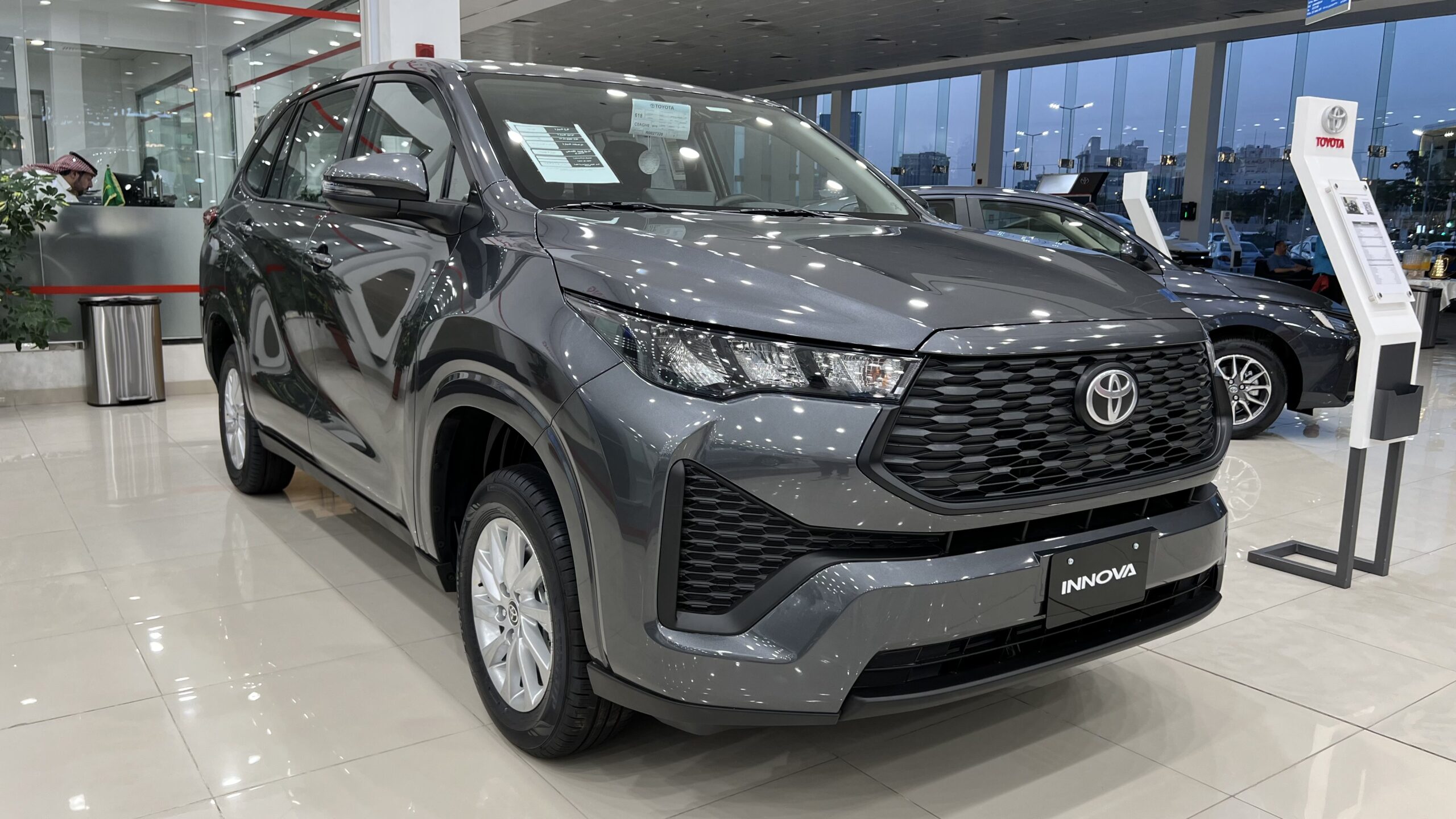 تويوتا انوفا 2026 41