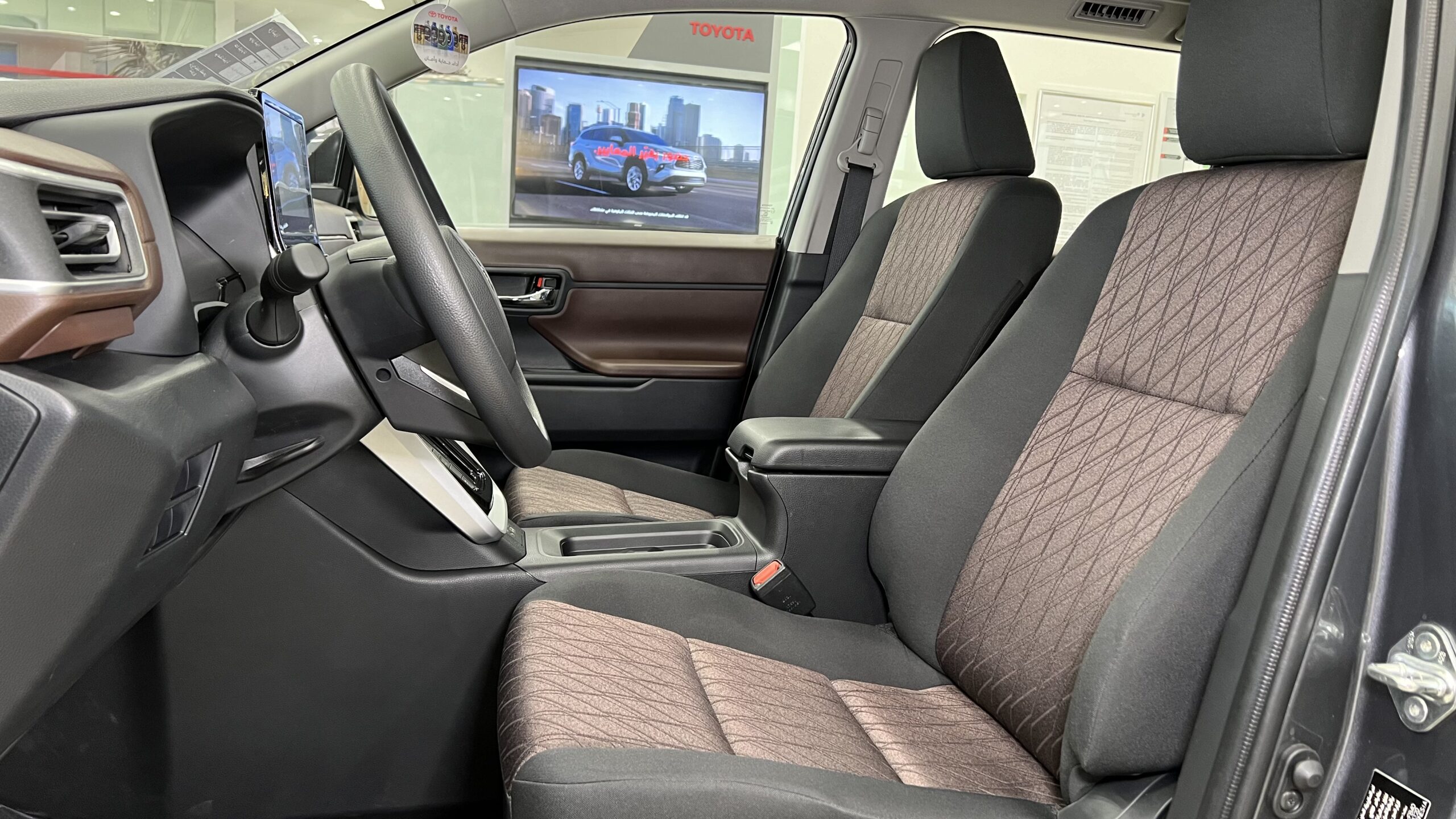 تويوتا انوفا 2026 48