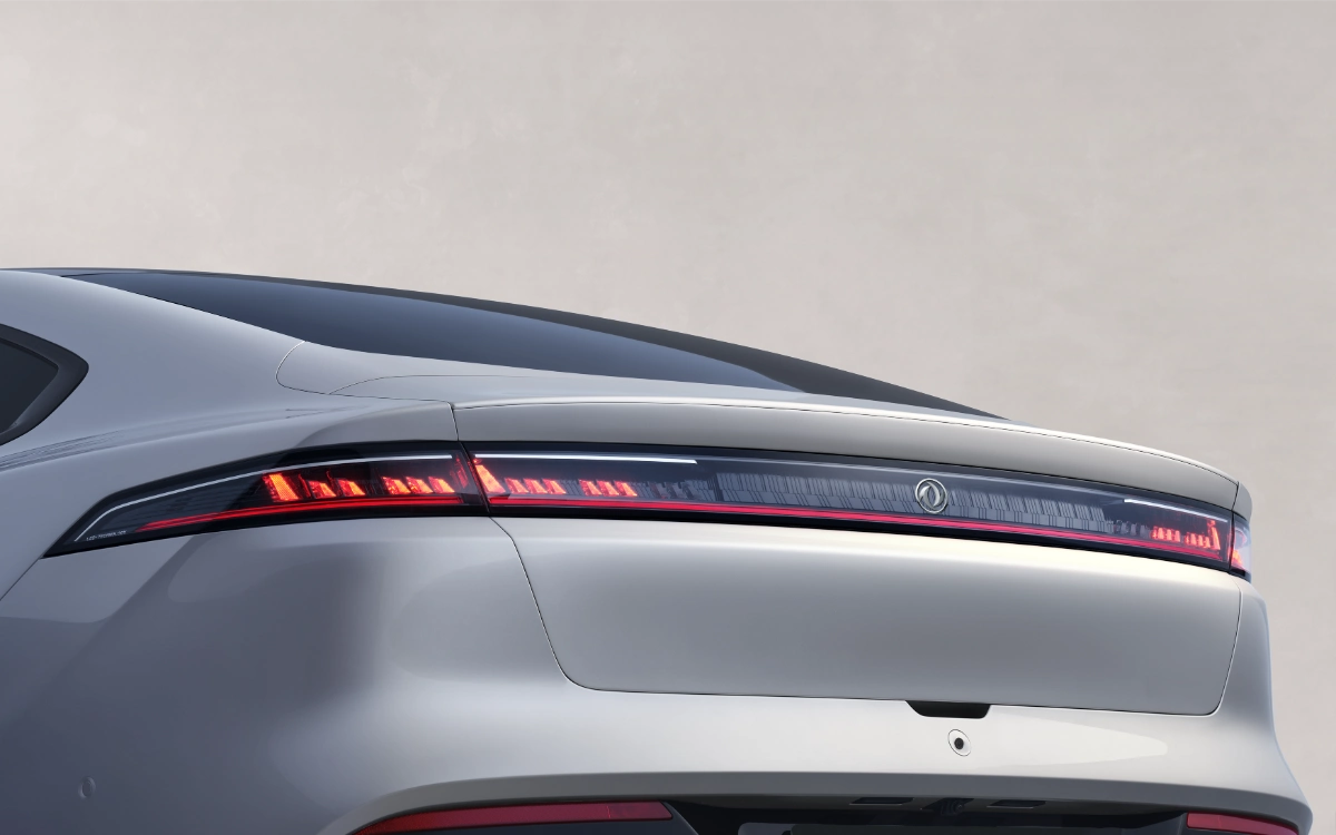 دونج-فينج-007-المربع-نت-2