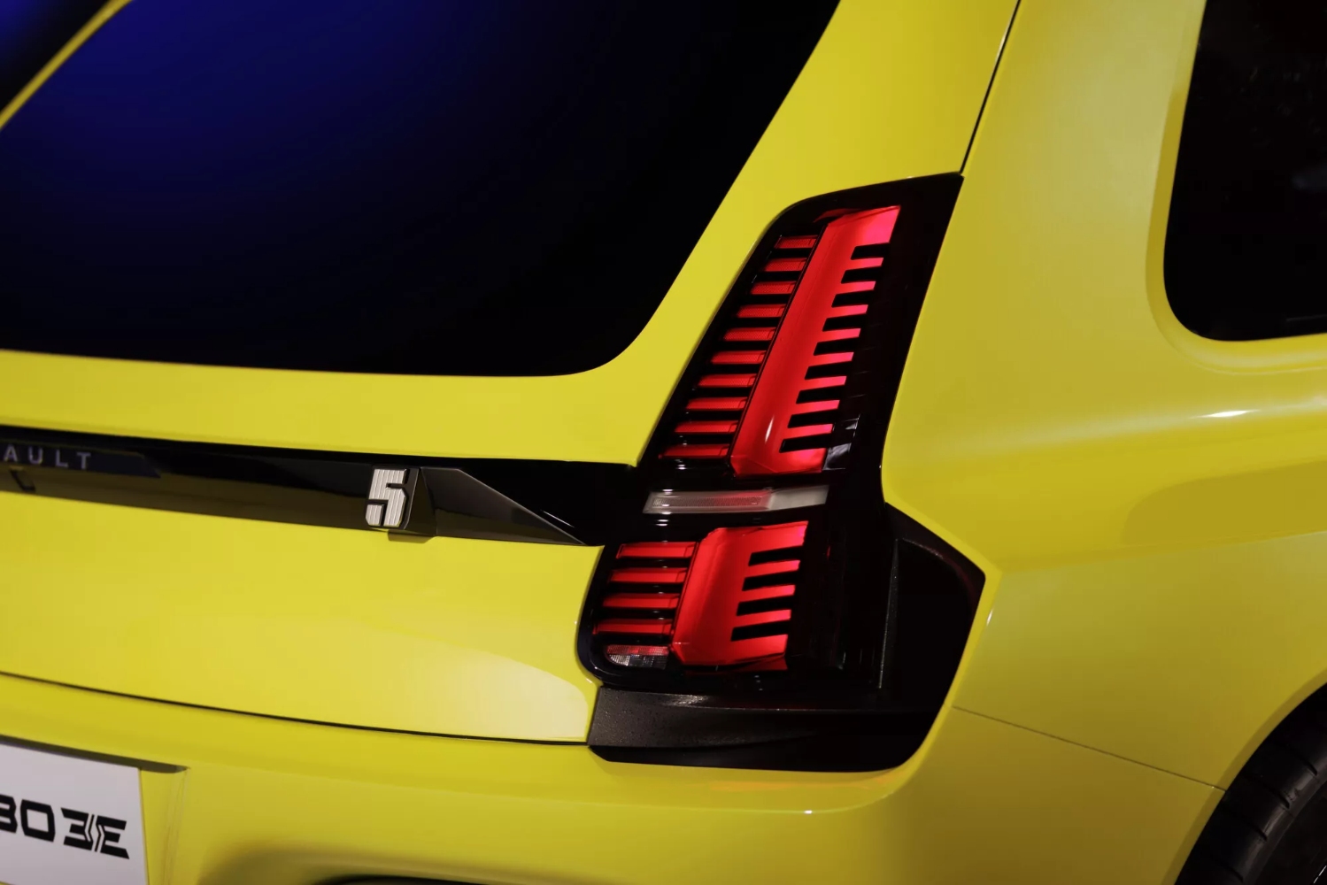 رينو-5-المربع-نت-14