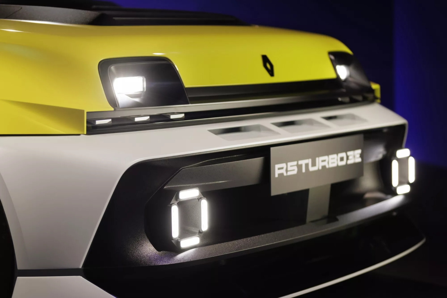 رينو-5-المربع-نت-26