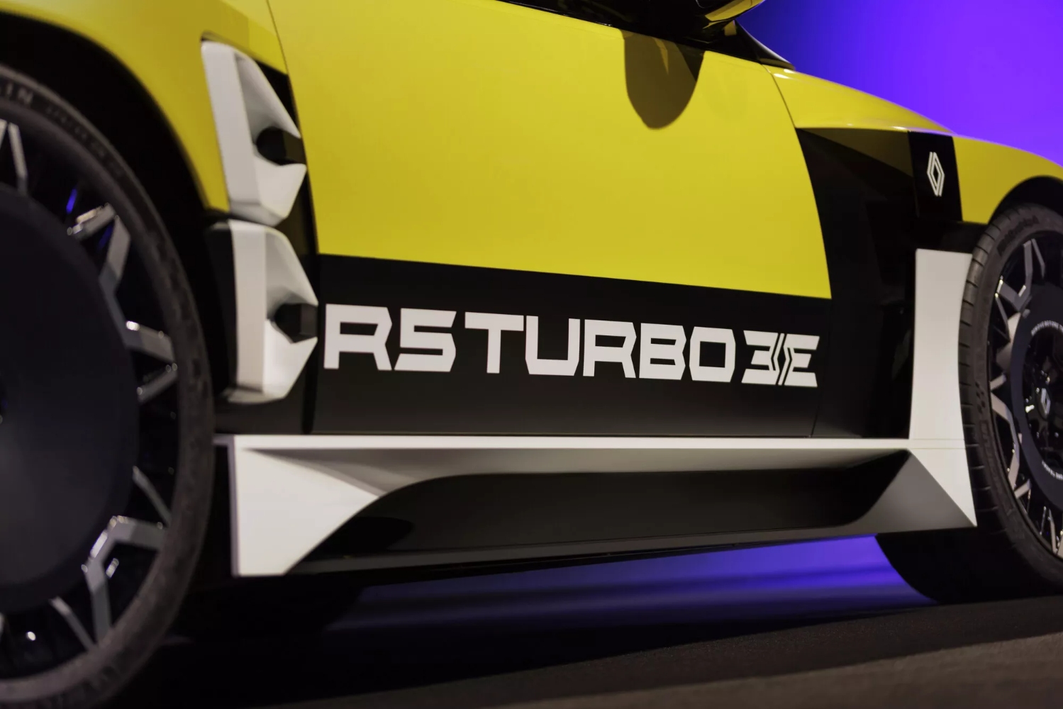 رينو-5-المربع-نت-30