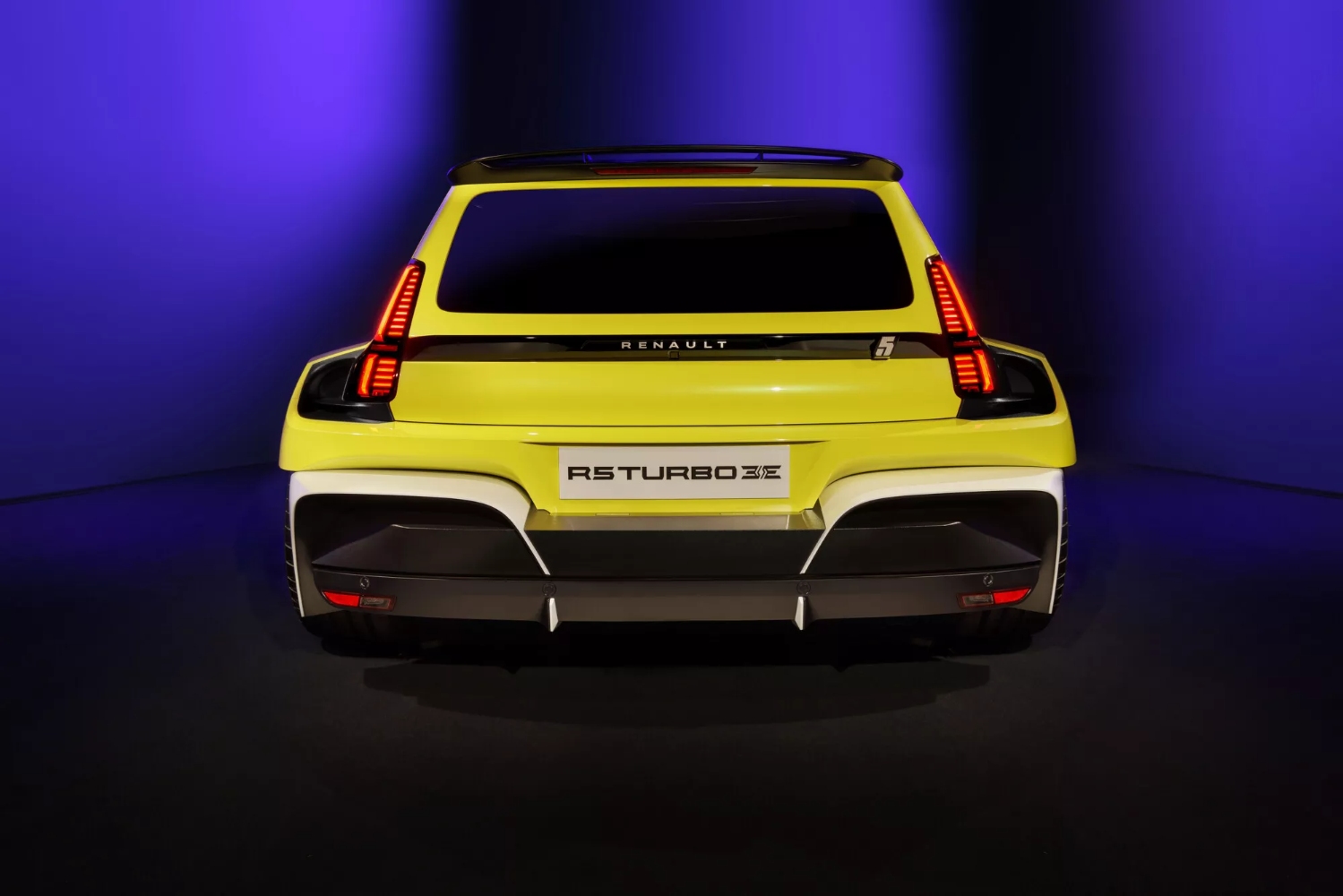 رينو-5-المربع-نت-8