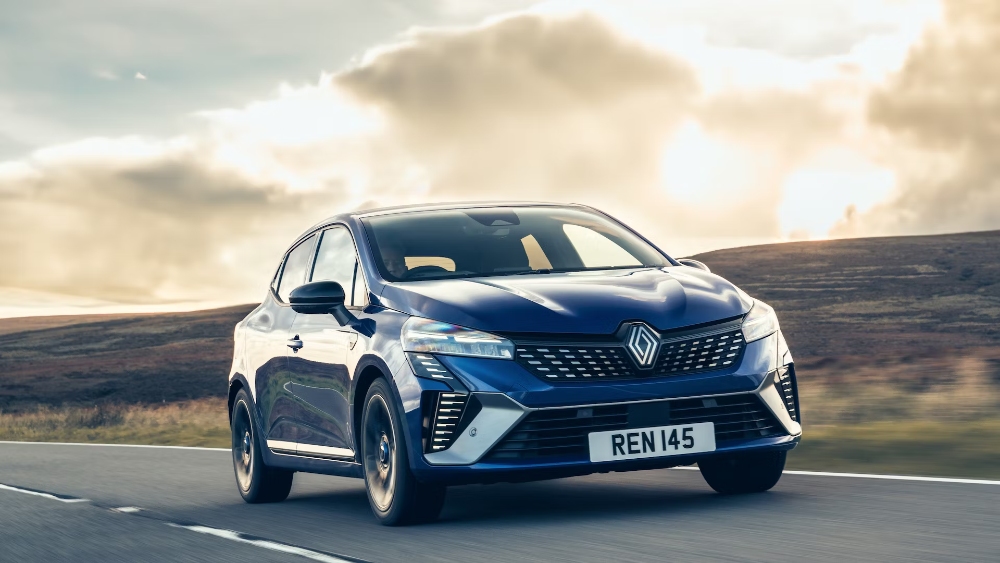 مواصفات رينو كليو 2025: أداء الهايبرد مع الكفاءة وأهم تقنيات الهاتشباك الفرنسية تجهيزات رينو كليو 2025