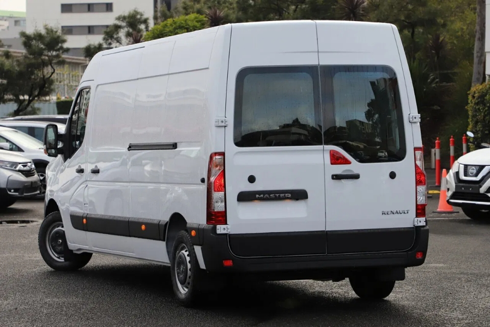 رينو-ماستر-المربع-نت-1-2