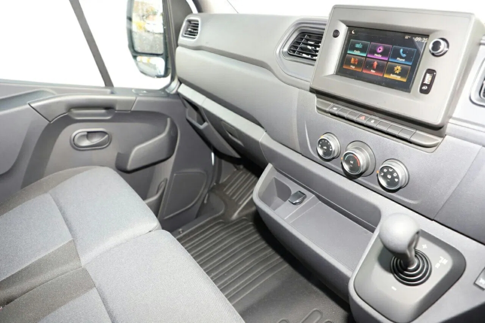 رينو-ماستر-المربع-نت-13