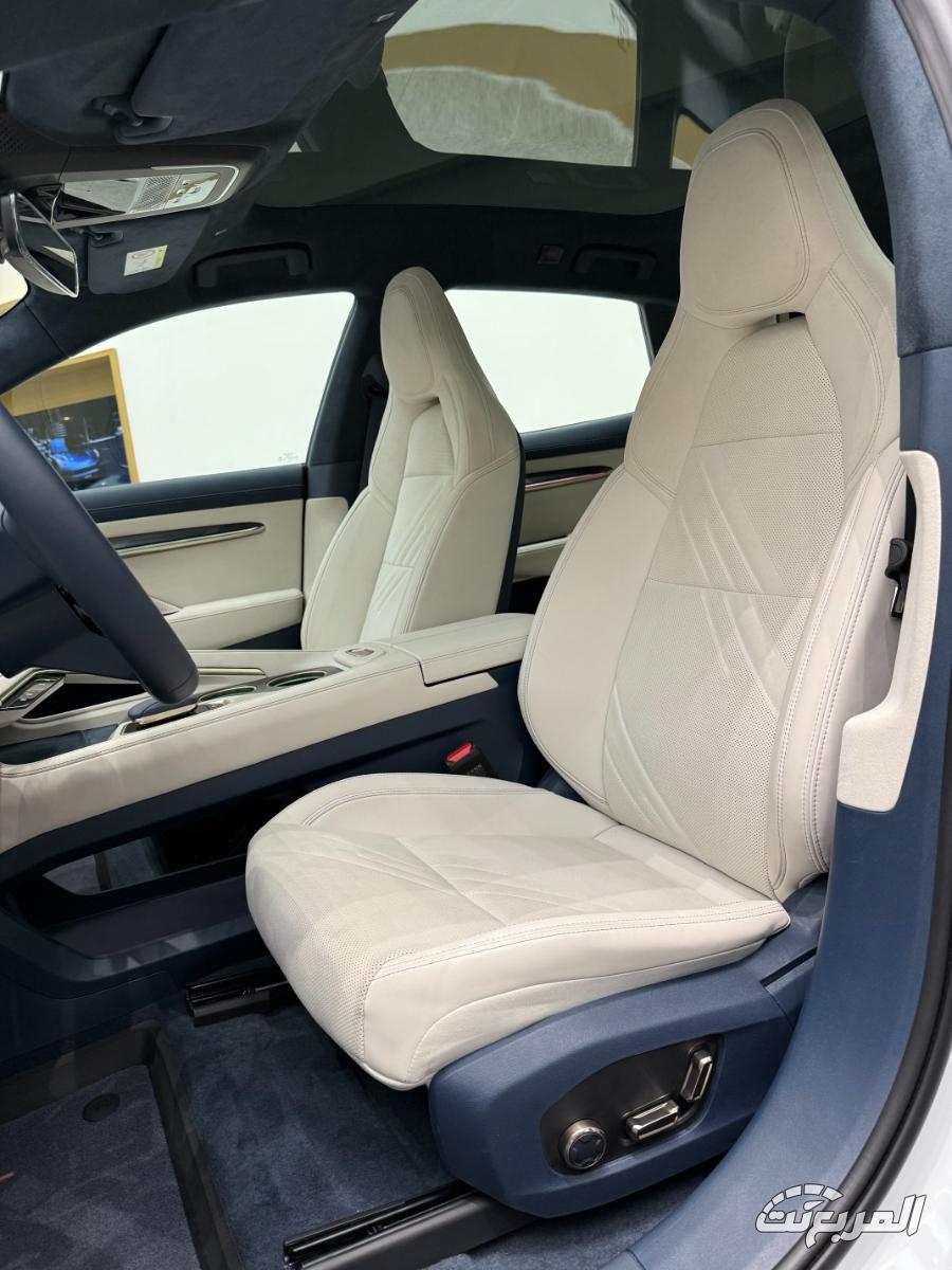 زيكر 001 2025 كيف تميزت كسيارة لرجال الأعمال زيكر 001 2025 كيف تميزت كسيارة لرجال الأعمال 4