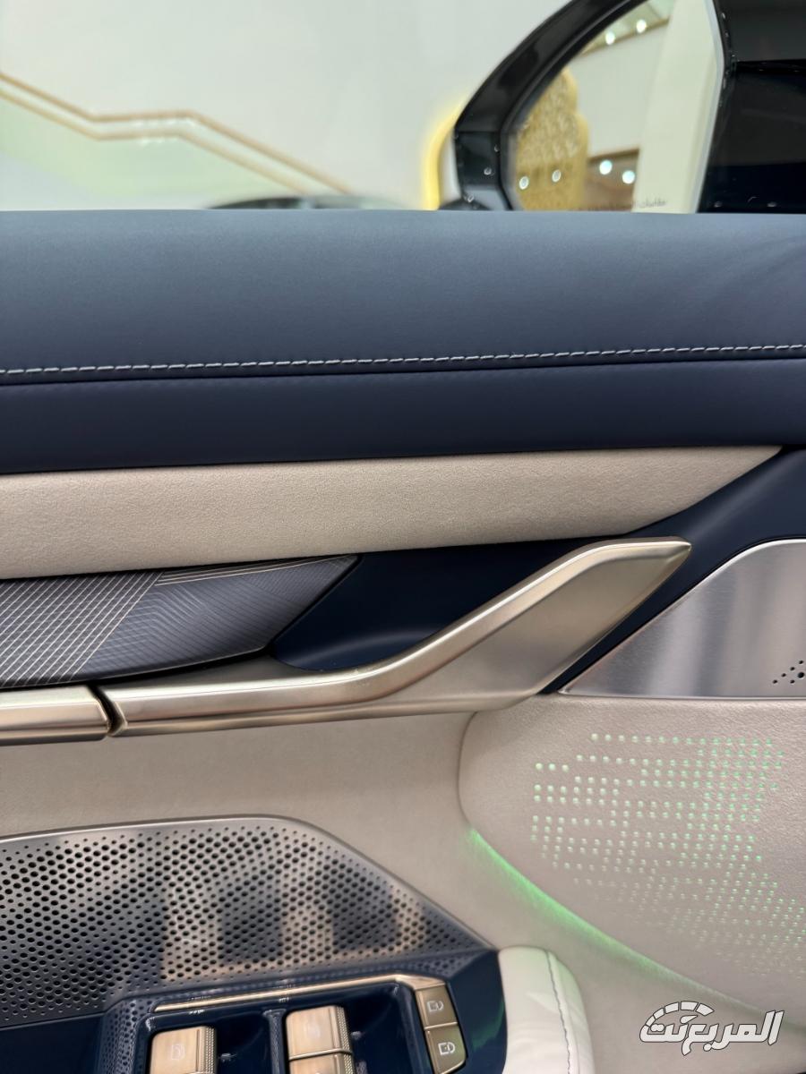 زيكر 001 2025 كيف تميزت كسيارة لرجال الأعمال زيكر 001 2025 كيف تميزت كسيارة لرجال الأعمال 5