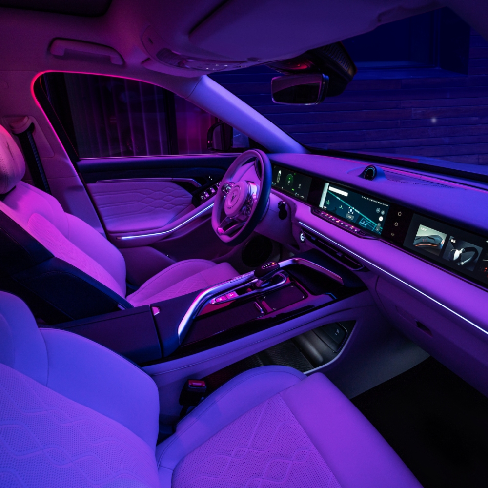 صور فويا فري 2025: استعراض شامل لتصميم وتقنيات الـ SUV الكهربائية صور فويا فري 2025: استعراض شامل لتصميم وتقنيات الـ SUV الكهربائية 12