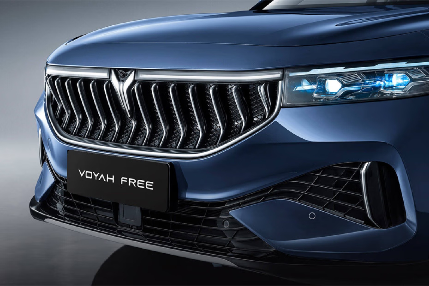 صور فويا فري 2025: استعراض شامل لتصميم وتقنيات الـ SUV الكهربائية صور فويا فري 2025: استعراض شامل لتصميم وتقنيات الـ SUV الكهربائية 4