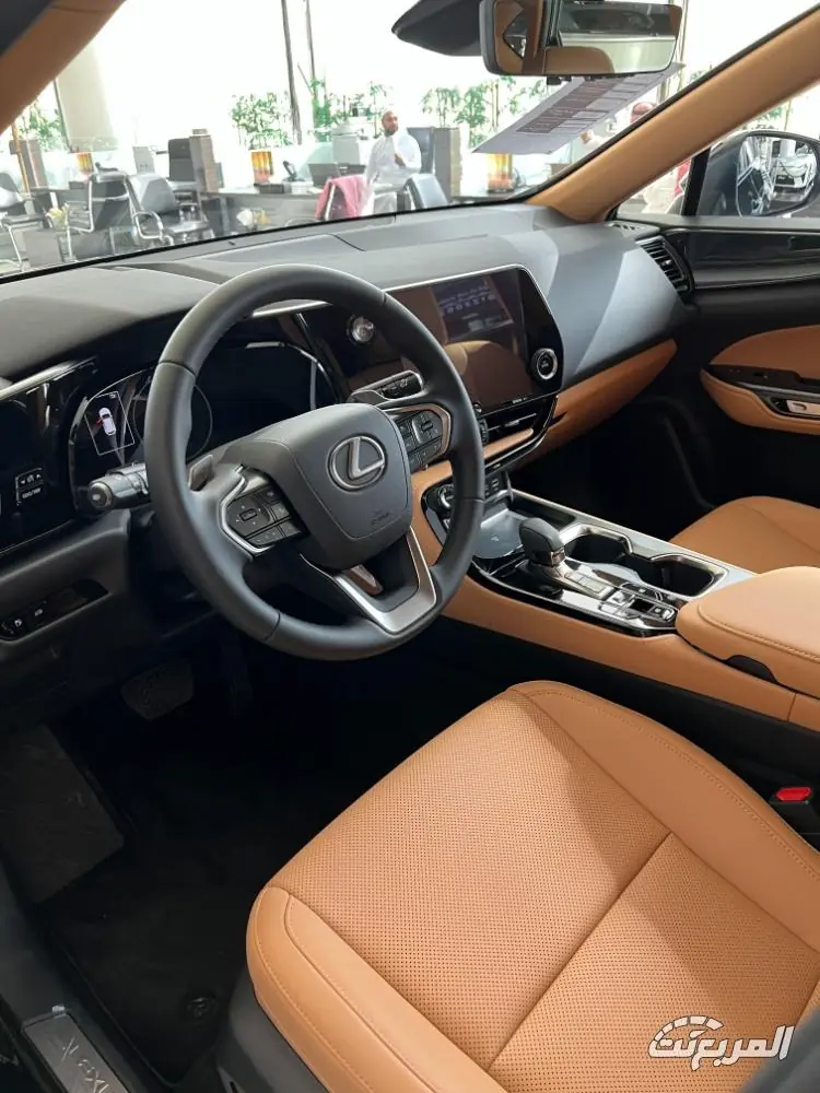 سعر لكزس NX 2026 31