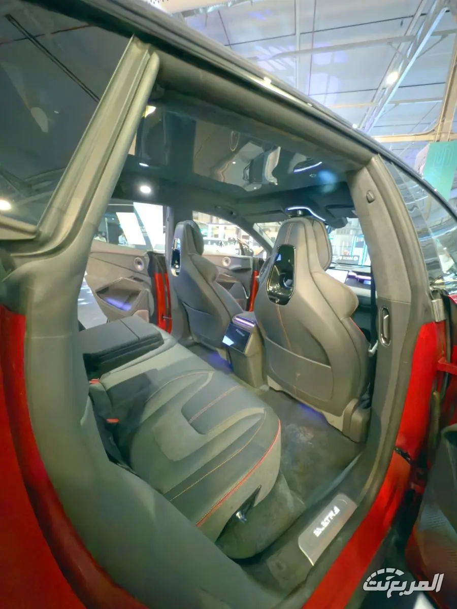 لوتس اليترا 2025.. أفخم SUV كهربائية بريطانية تنافس تيسلا موديل X لوتس اليترا 2025 13