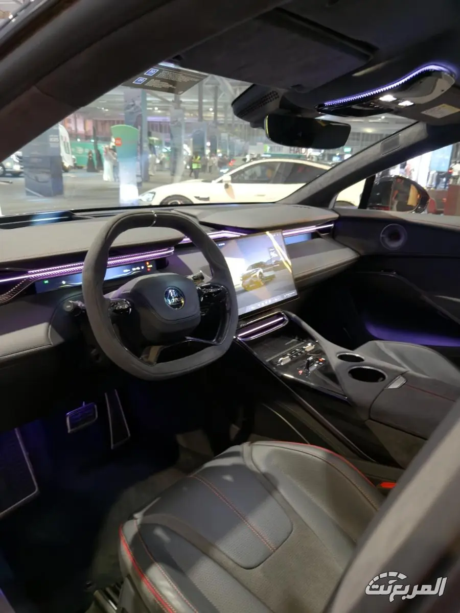 لوتس اليترا 2025.. أفخم SUV كهربائية بريطانية تنافس تيسلا موديل X لوتس اليترا 2025 14
