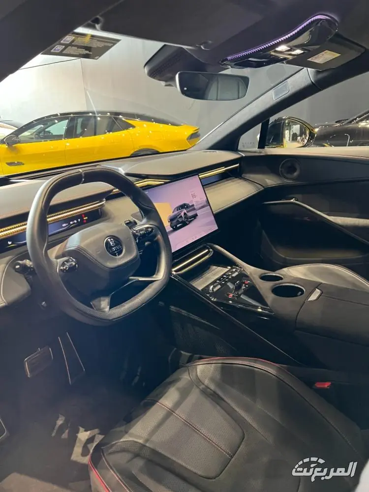 لوتس اليترا 2025.. أفخم SUV كهربائية بريطانية تنافس تيسلا موديل X لوتس اليترا 2025 20