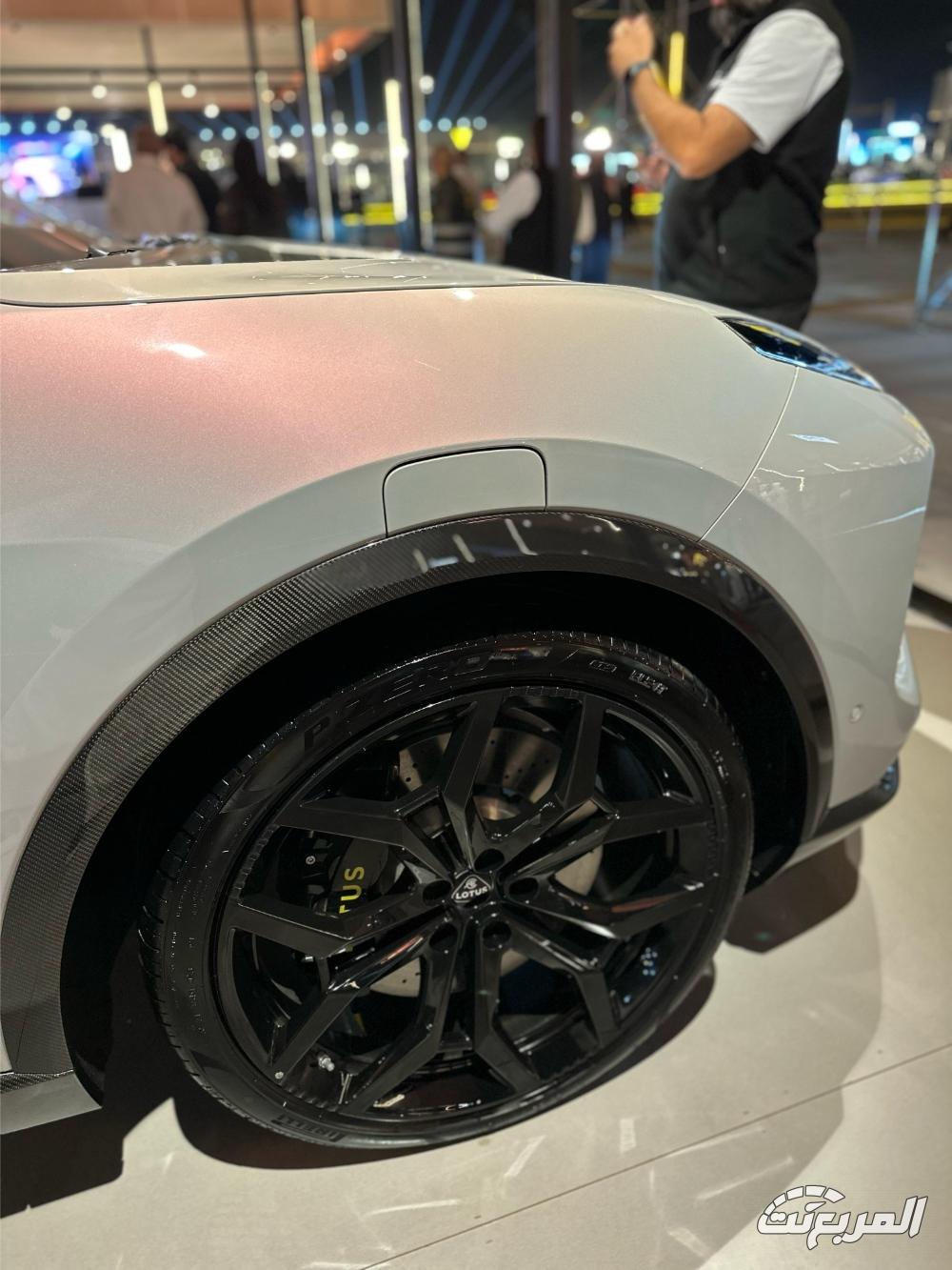 لوتس اليترا 2025.. أفخم SUV كهربائية بريطانية تنافس تيسلا موديل X لوتس اليترا 2025 38