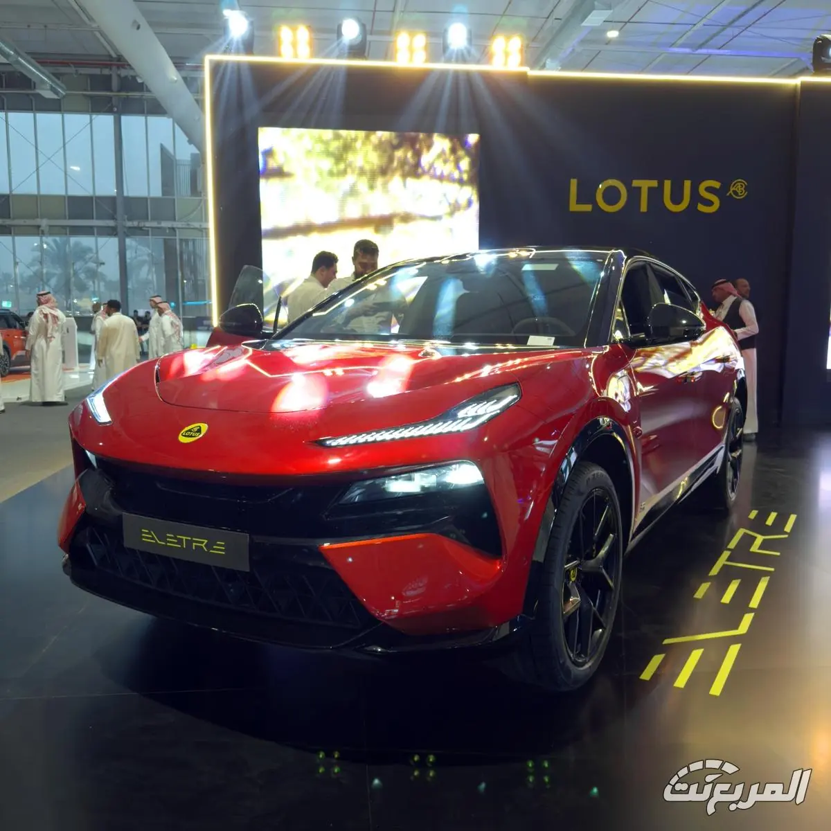 لوتس اليترا 2025.. أفخم SUV كهربائية بريطانية تنافس تيسلا موديل X لوتس اليترا 2025 9