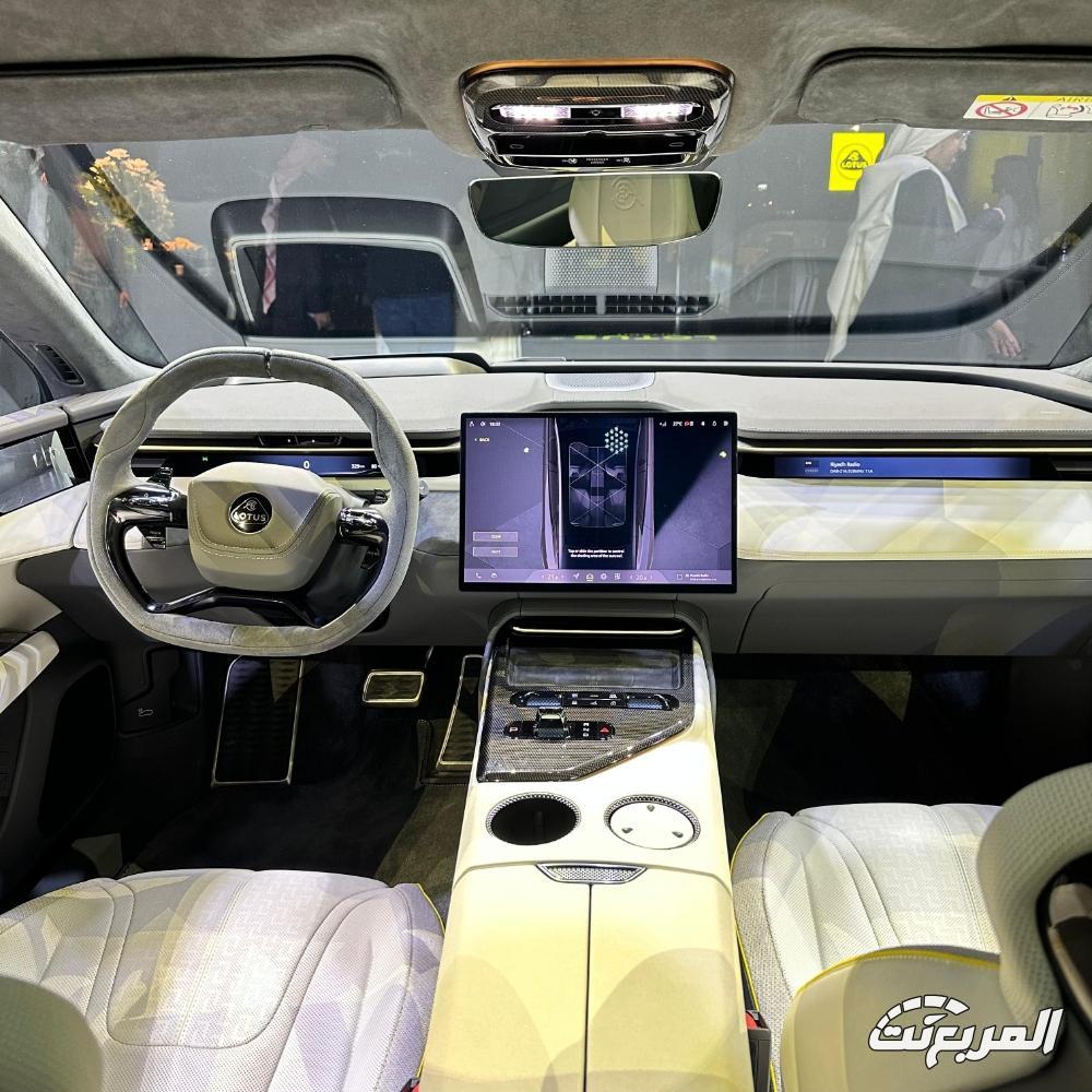 اسعار سيارات لوتس 2026: مواصفات وفخامة بريطانية وأداء رياضي استثنائي 4