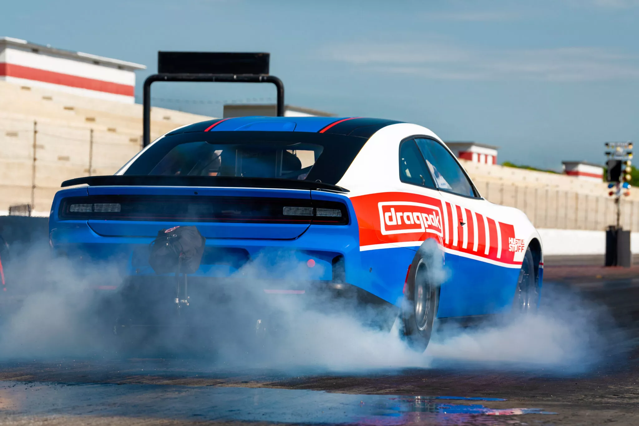 دودج تشارجر تحصل على أقوى نسخة في تاريخها دودج تشارجر تحصل على أقوى نسخة في تاريخها 7