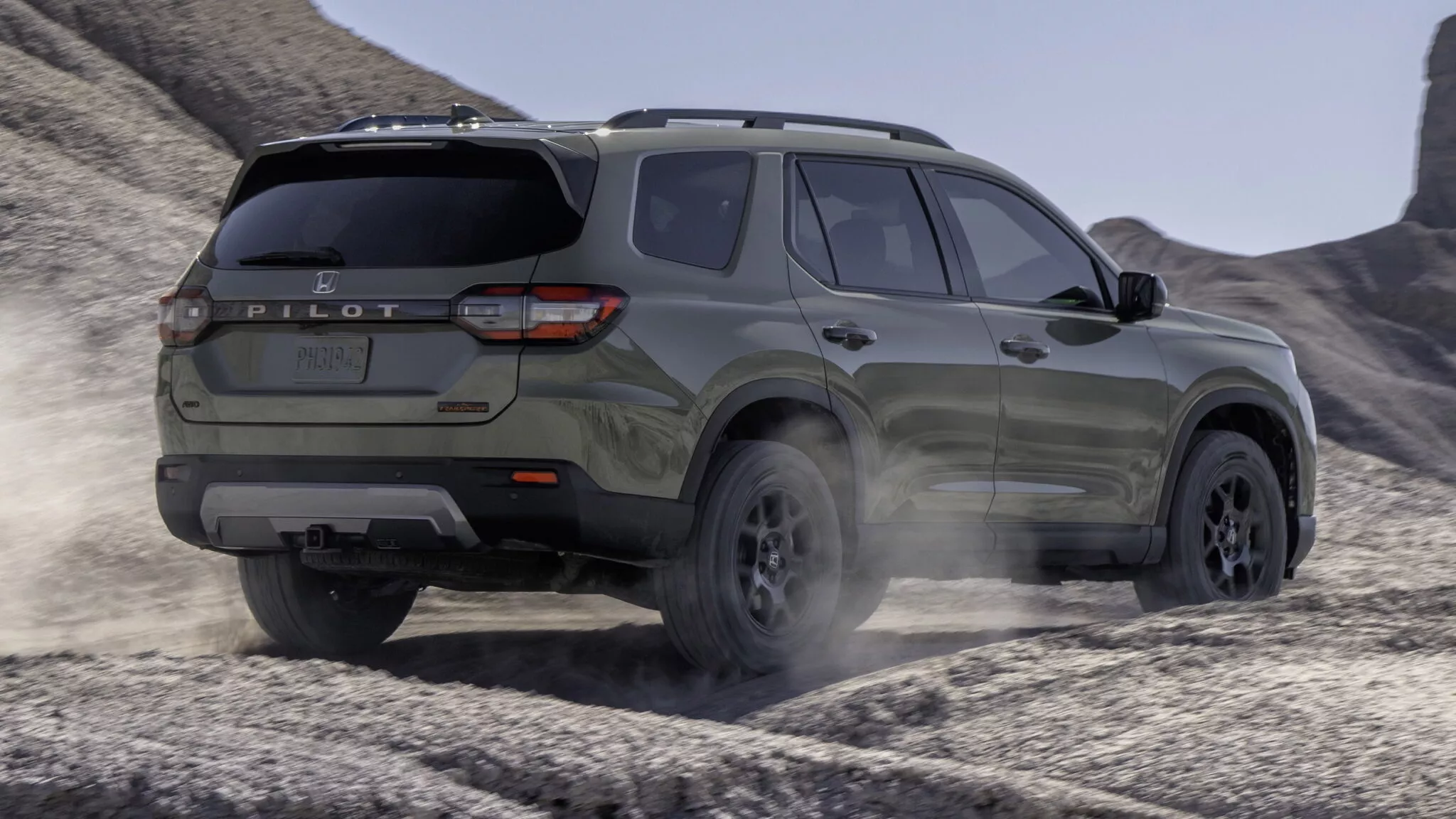 هوندا تكشف الستار عن بايلوت 2026 فيس ليفت بتصميم أكثر قوة ومقصورة أفخم هوندا تكشف الستار عن بايلوت 2026 فيس ليفت بتصميم أكثر قوة ومقصورة أفخم 1