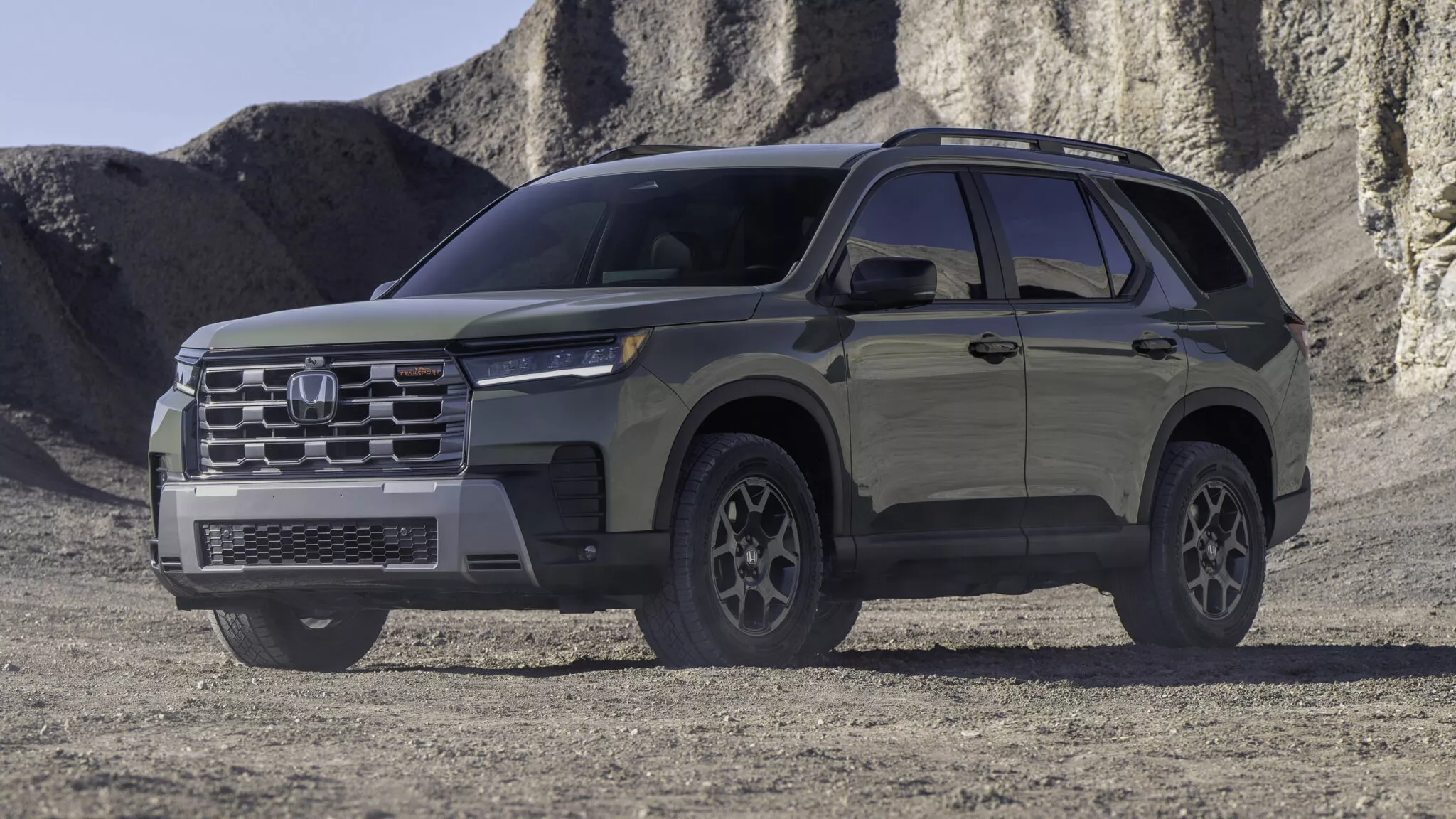 هوندا تكشف الستار عن بايلوت 2026 فيس ليفت بتصميم أكثر قوة ومقصورة أفخم هوندا تكشف الستار عن بايلوت 2026 فيس ليفت بتصميم أكثر قوة ومقصورة أفخم 16