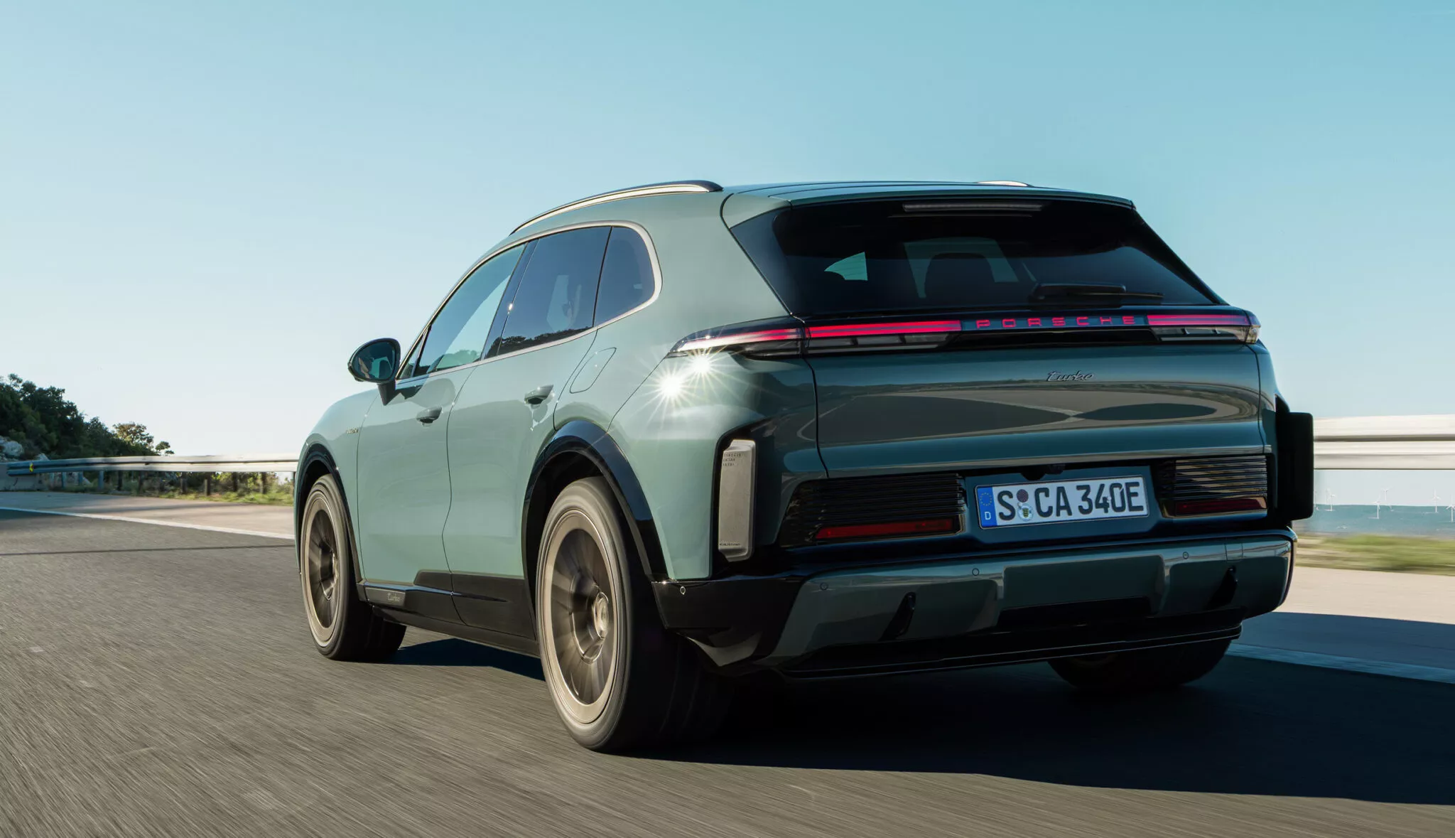 بورش كايين الكهربائية 2026 هي أقوى سيارة إنتاجية في تاريخ العلامة 1