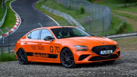 "تقارير المربع" مشاريع التاكسي من شركات السيارات: كيف تغيّر شكل الخدمة.. وما مستقبلها في الخليج؟