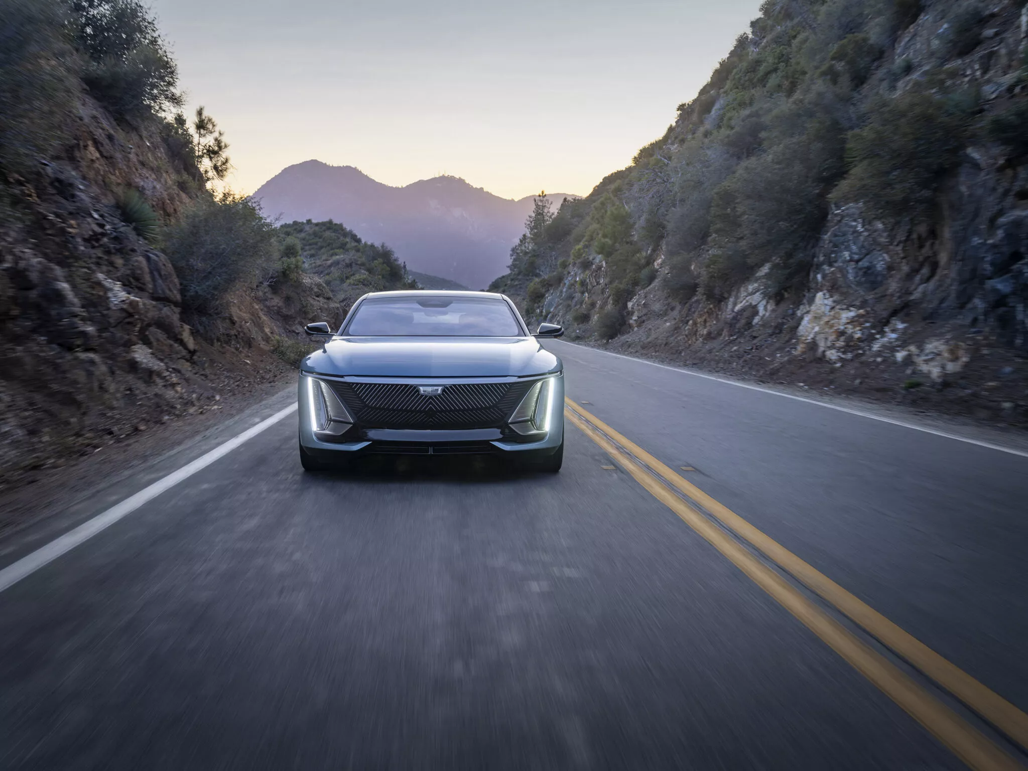 كاديلاك ترفع سعر سيليستيك الأغلى في تاريخها لمستوى مفاجئ في 2026 3