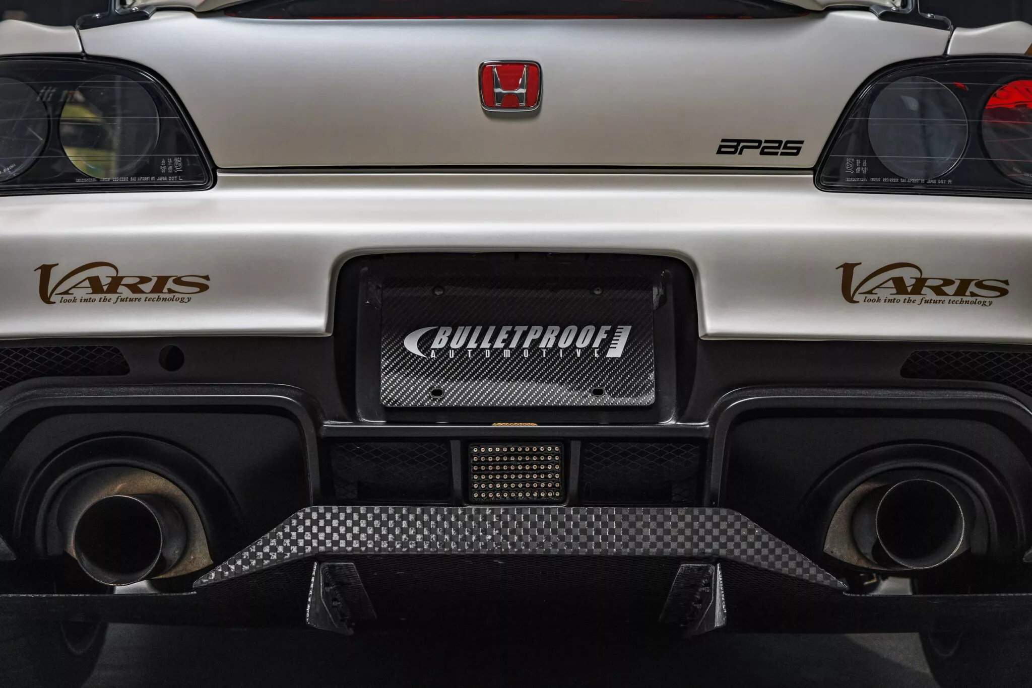 هوندا S2000 الأيقونية تعود للحياة في إصدار عصري معدل في معرض SEMA هوندا S2000 الأيقونية تعود للحياة في إصدار عصري معدل في معرض SEMA 13