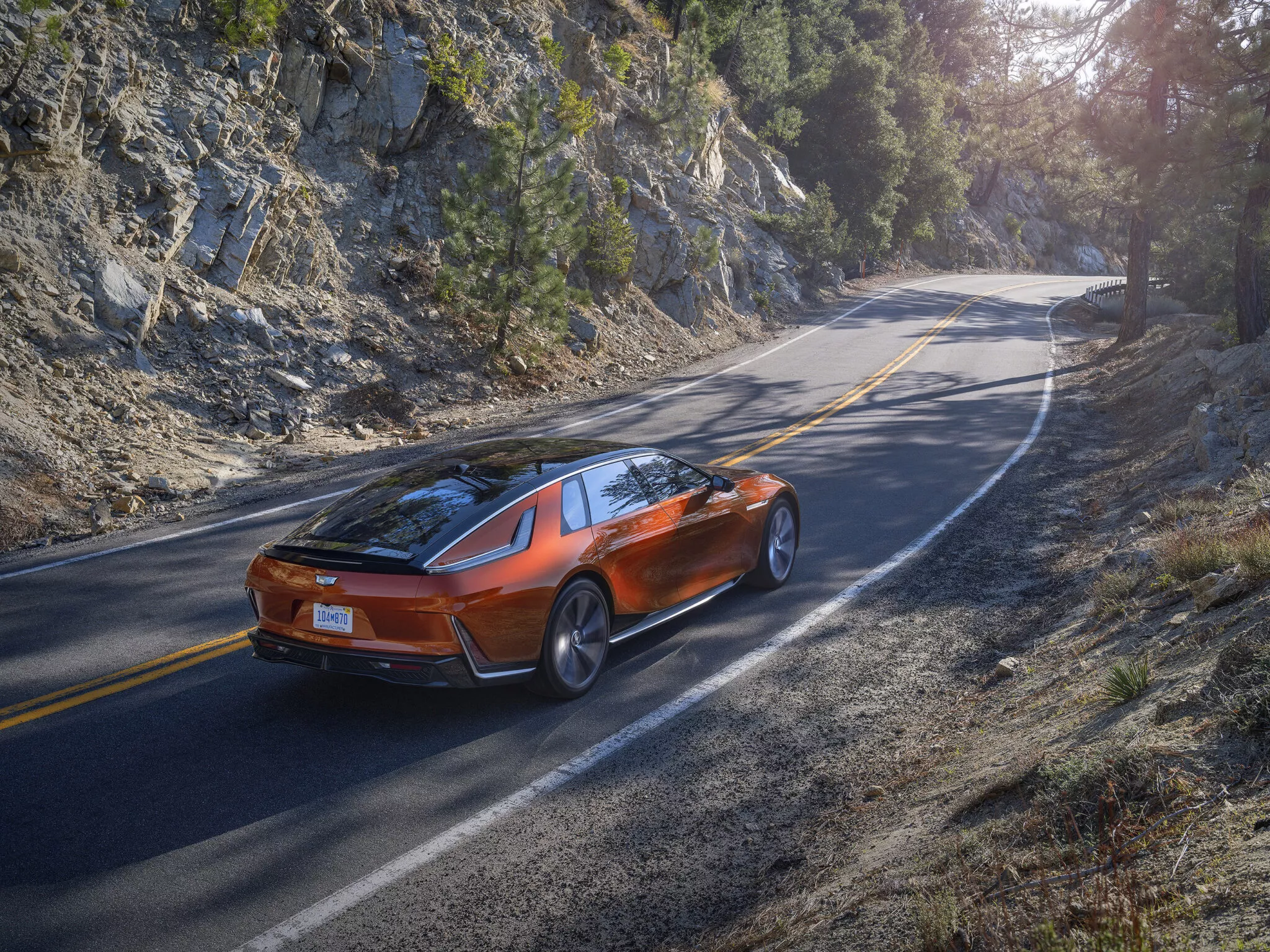 كاديلاك ترفع سعر سيليستيك الأغلى في تاريخها لمستوى مفاجئ في 2026 1