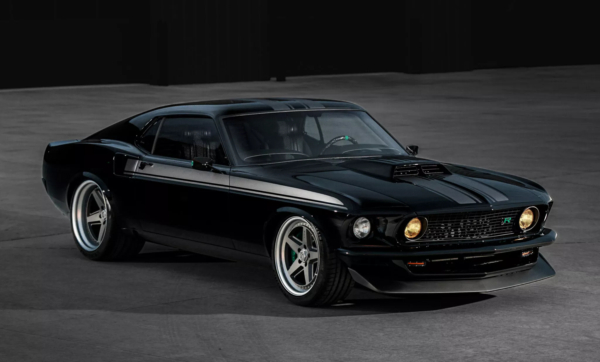 فورد موستنج موديل 1969 تحصل على إصدار عصري مدهش بقوة 800 حصان 9