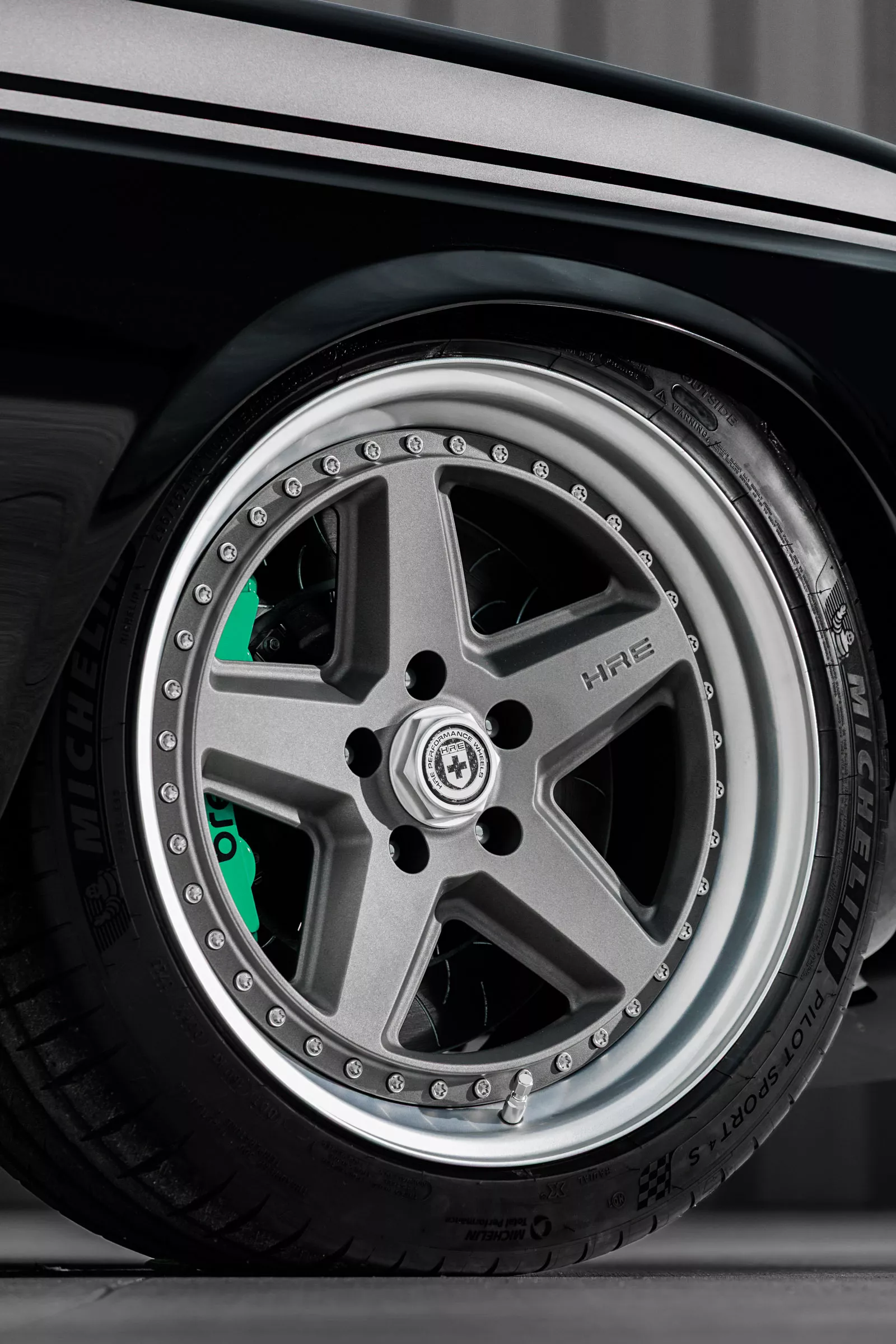 فورد موستنج موديل 1969 تحصل على إصدار عصري مدهش بقوة 800 حصان 14