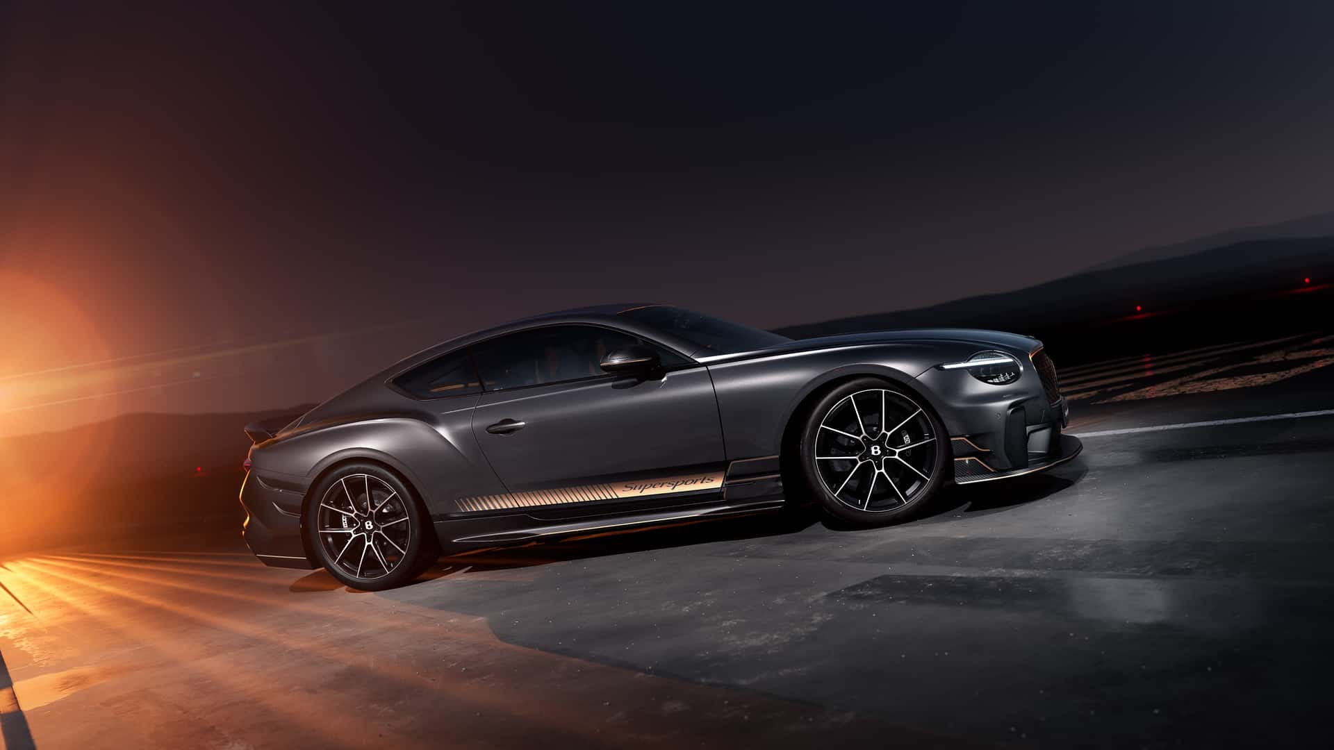 بنتلي كونتيننتال سوبرسبورتس هي أجرأ وأفضل نسخة للموديل بدون أي مساعدة هجينة بنتلي كونتيننتال سوبرسبورتس هي أجرأ وأفضل نسخة للموديل بدون أي مساعدة هجينة 21