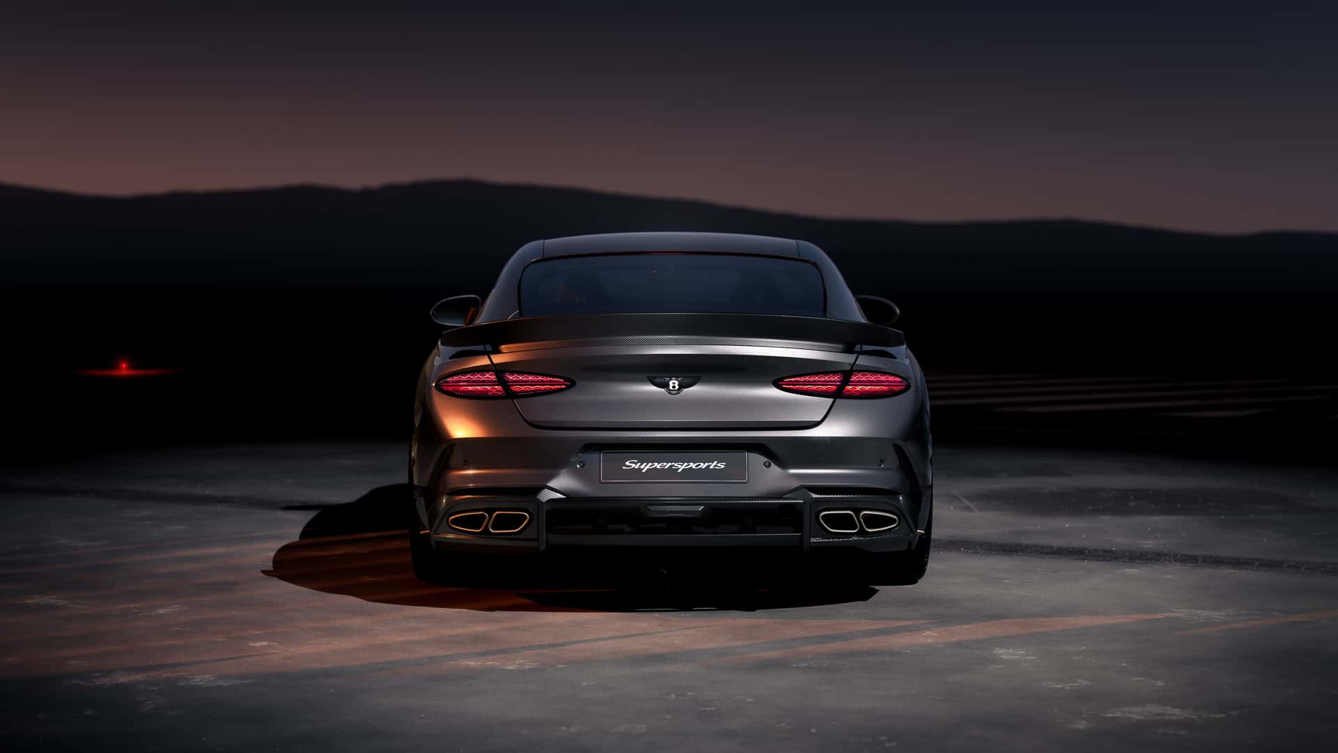 بنتلي كونتيننتال سوبرسبورتس هي أجرأ وأفضل نسخة للموديل بدون أي مساعدة هجينة بنتلي كونتيننتال سوبرسبورتس هي أجرأ وأفضل نسخة للموديل بدون أي مساعدة هجينة 8