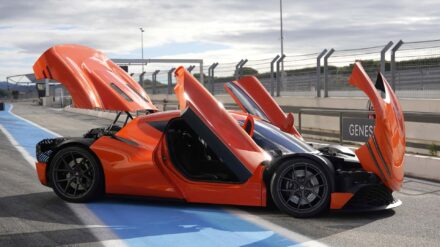 جينيسيس تكشف عن السوبركار الجديدة ماجما GT بتصميم جاهز للإنتاج جينيسيس تكشف عن السوبركار الجديدة ماجما GT بتصميم جاهز للإنتاج