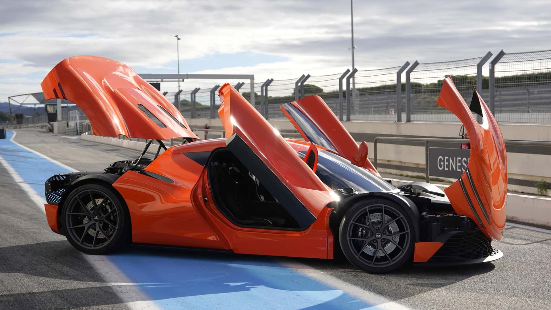 جينيسيس تكشف عن السوبركار الجديدة ماجما GT بتصميم جاهز للإنتاج