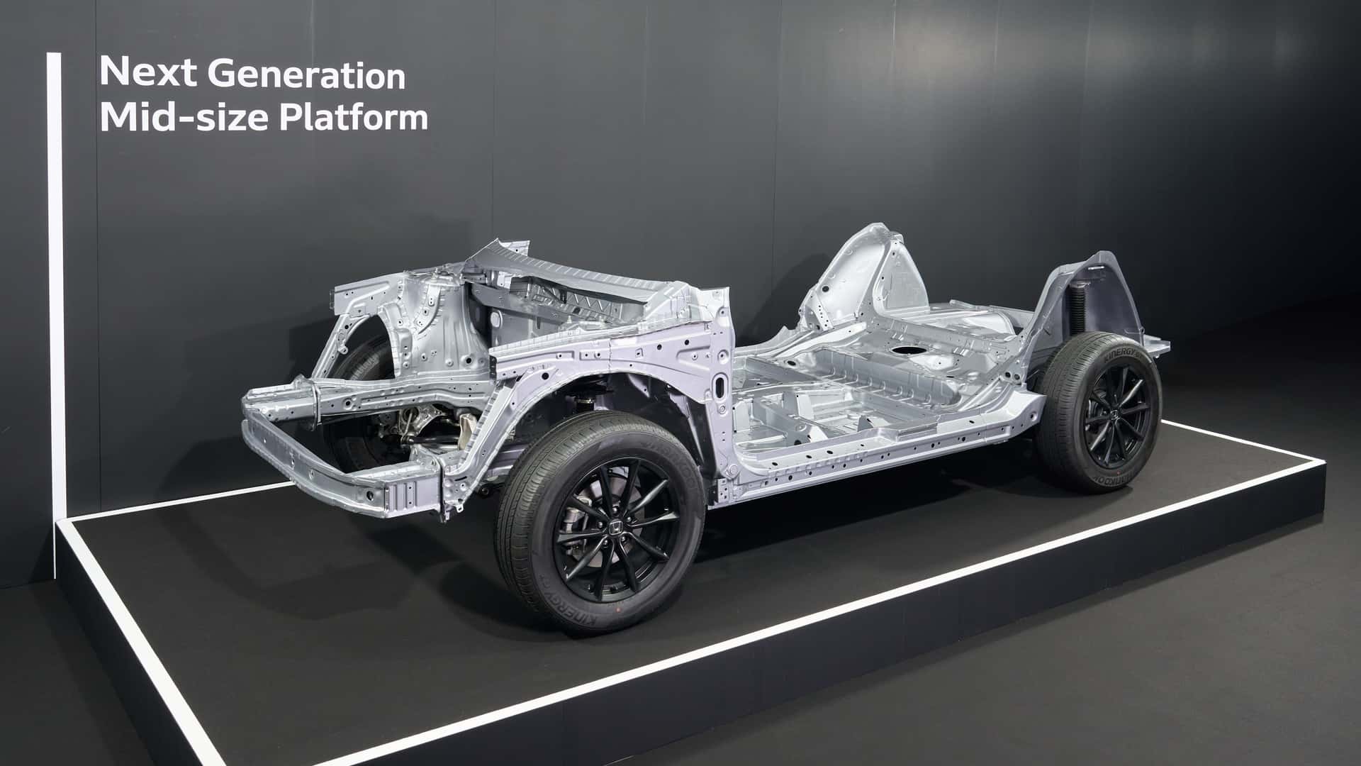 هوندا تطور محرك V6 جديد كلياً للأجيال القادمة من موديلاتها هوندا تطور محرك V6 جديد كلياً للأجيال القادمة من موديلاتها 3