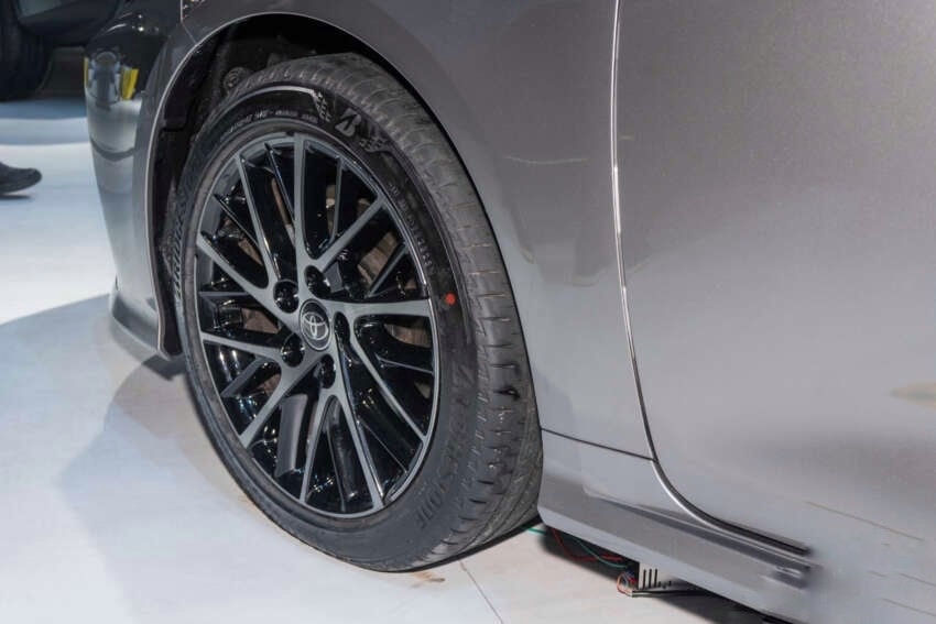 تويوتا تدشن كورولا 2026 فيس ليفت في الصين بتحديثات جمالية وداخلية هامة تويوتا تدشن كورولا 2026 فيس ليفت في الصين بتحديثات جمالية وداخلية هامة 9