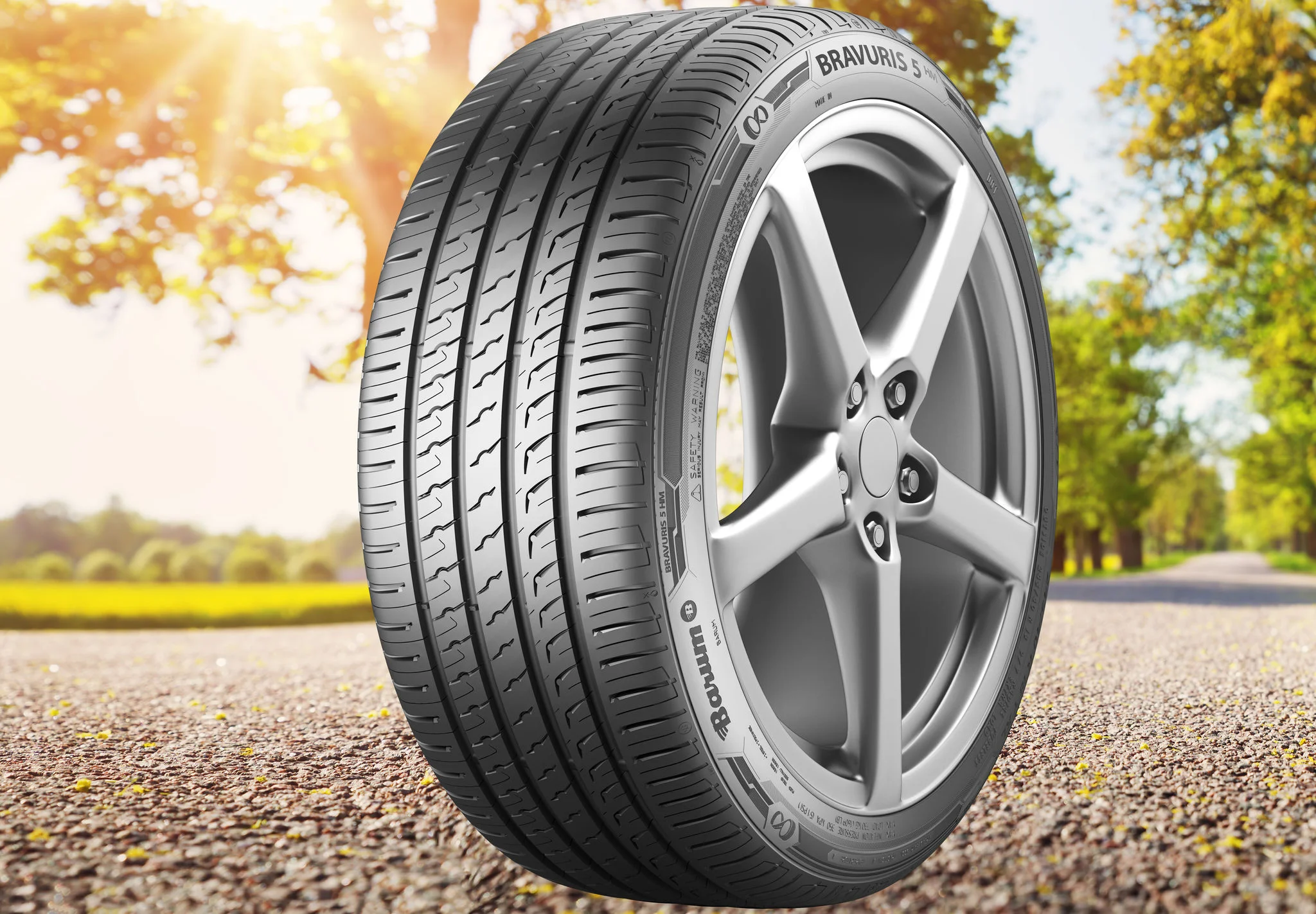 الفرق بين إطارات الصيف والإطارات لجميع المواسم - أيهما للسعودية؟ 1