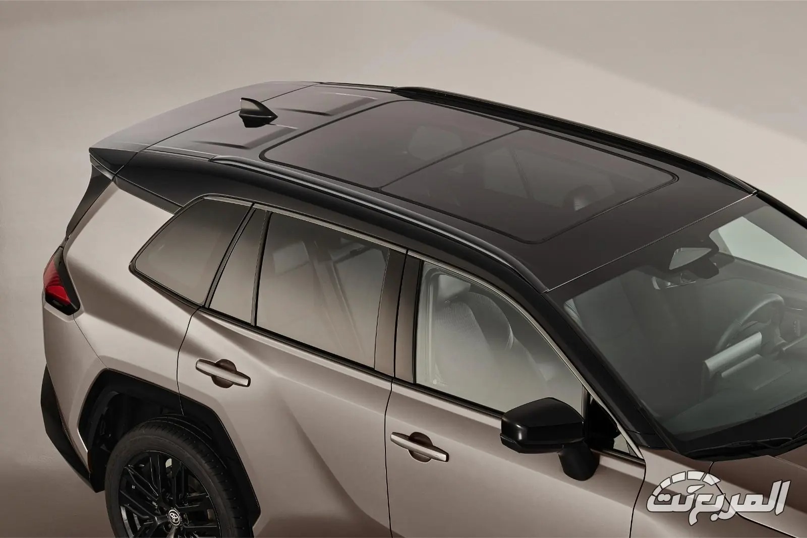 تويوتا راف 4 2026.. قوة المستقبل في عالم الـSUV تويوتا راف 4 2026 13